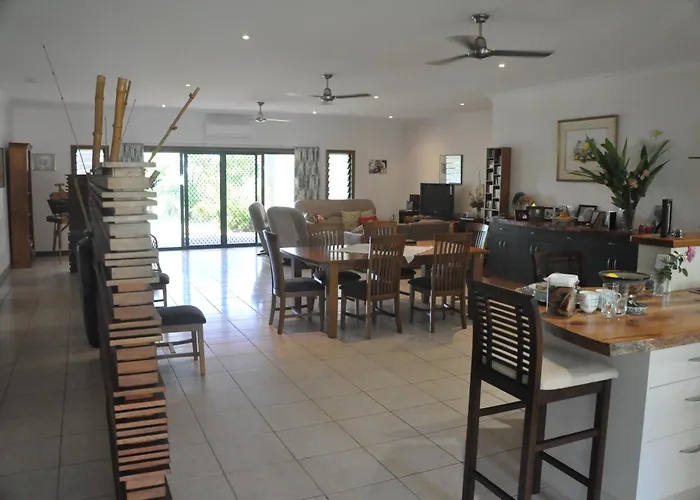 Magnetic Island Bed And Breakfast