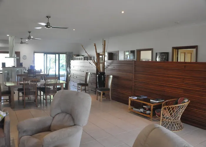 Magnetic Island Bed And Breakfast